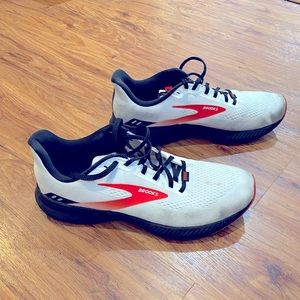 Men’s Brooks Launch 8 Running Shoes